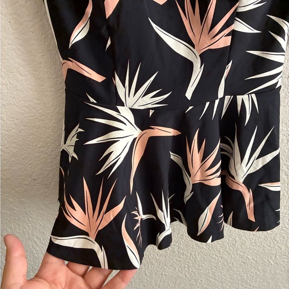 🆕Sea Angel Birds Of Paradise Print Peplum Tankini S🆕 - Picture 4 of 8